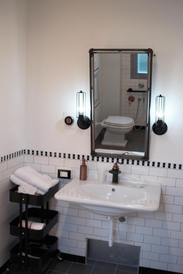 Bb Sharingloft Sirmione Bed & Breakfast Dış mekan fotoğraf
